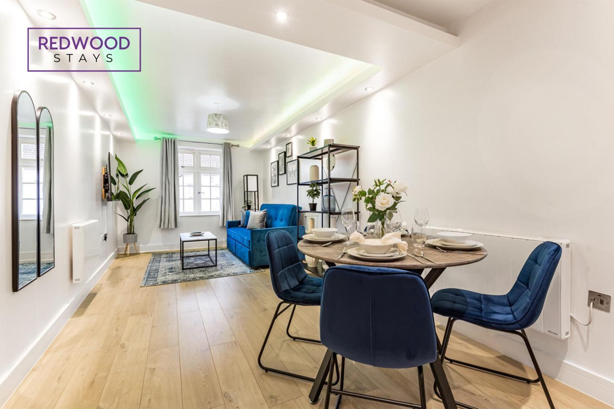 אלדרשוט 1 Bed 1 Bath Town Center Apartments For Corporates & Contractors, Wifi, Netflix And Parking On Selected Units By Redwood Stays מראה חיצוני תמונה