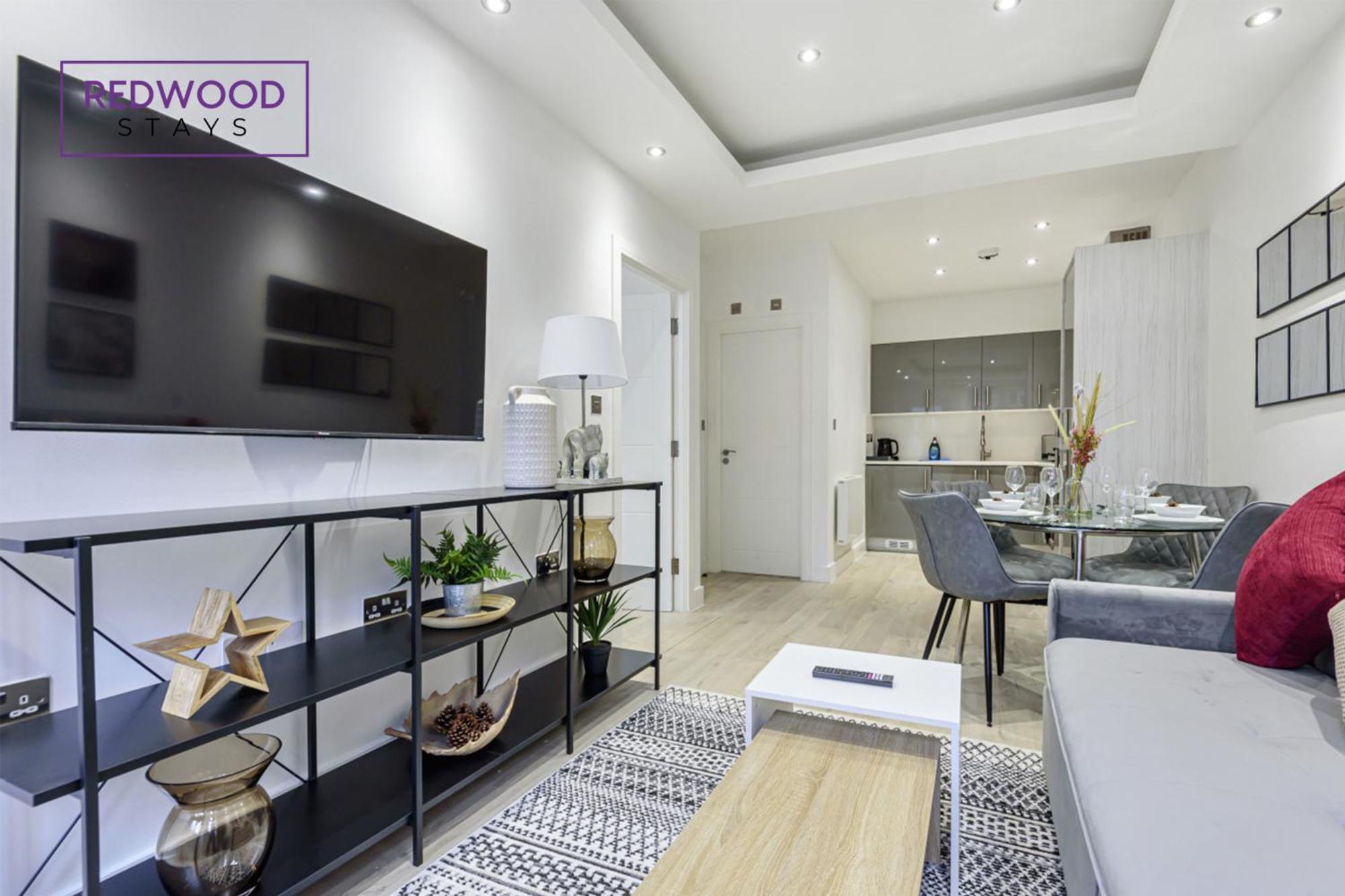 אלדרשוט 1 Bed 1 Bath Town Center Apartments For Corporates & Contractors, Wifi, Netflix And Parking On Selected Units By Redwood Stays מראה חיצוני תמונה